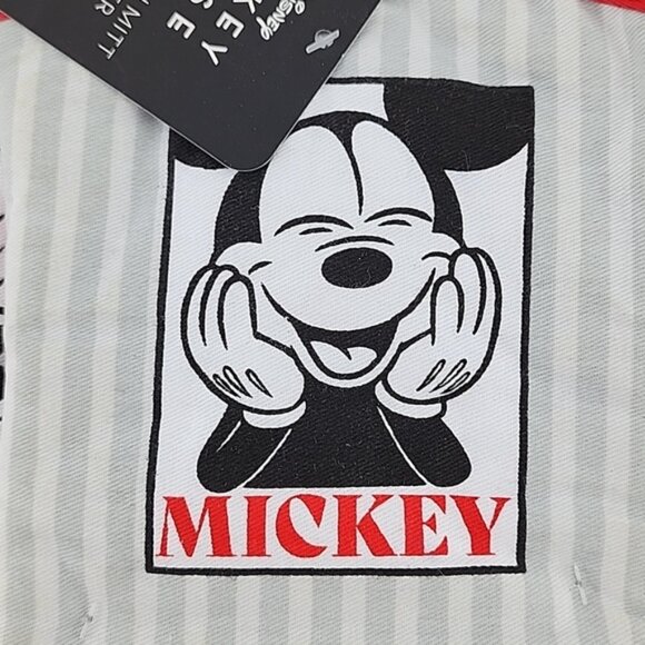 Mickey Mouse Disney Red Black Oversized Oven Mitt  Pot Holder 2 Piece Set - Picture 4 of 8